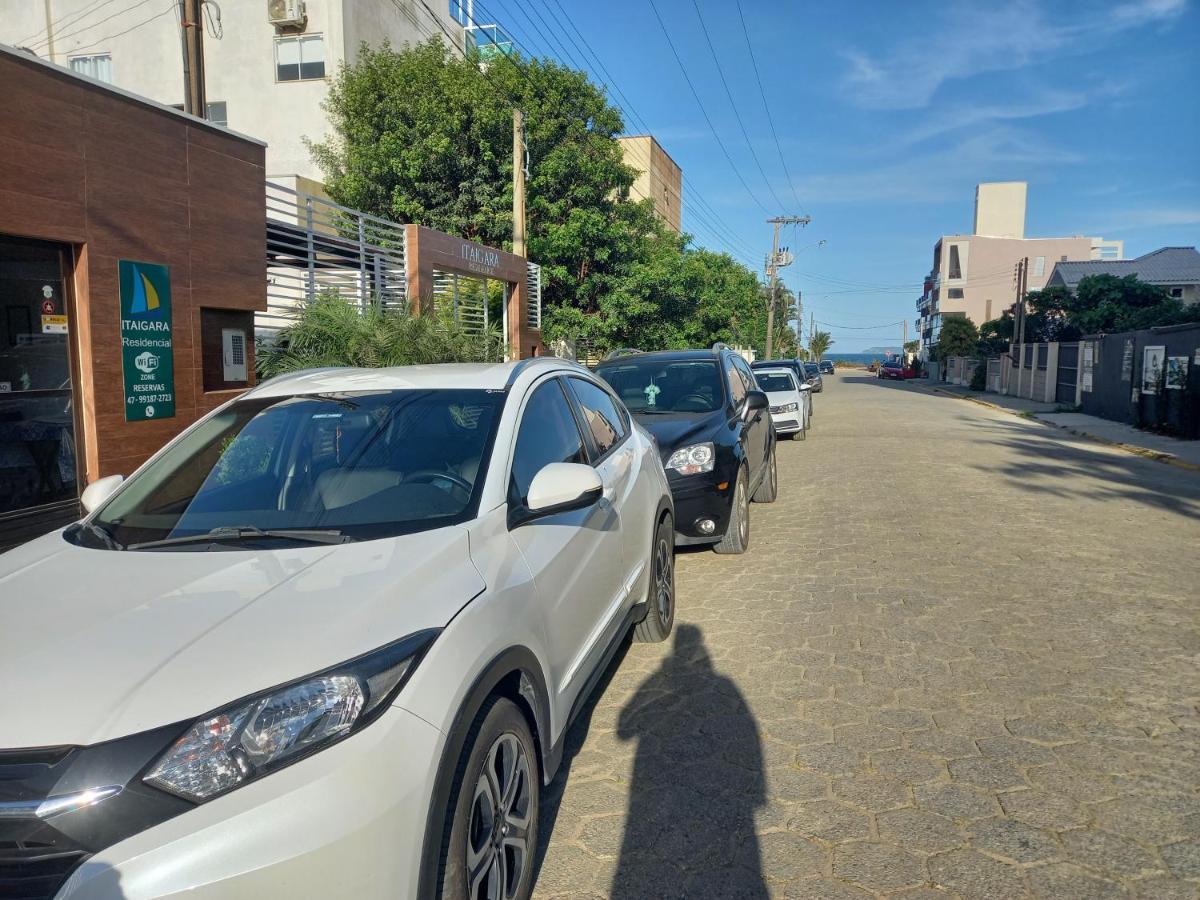 Suítes Itaigara A 80 Metros Da Do Mariscal